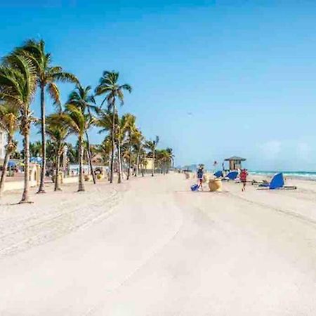 Luxury Condo Steps From Beach Hallandale Beach Exteriér fotografie